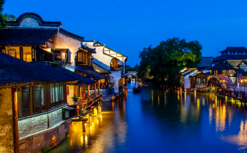 如何進(jìn)一步激活夜經(jīng)濟(jì)，引爆“夜動力”